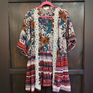 True Self Floral and Striped Kimono with Lace Trim Size Large NWT Botanical